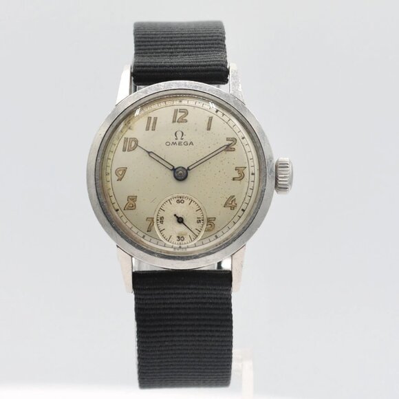 Vintage 30mm Omega 2162 WW2 Military Style Men's Mechanical Wristwatch 26.5 T3 - Picture 1 of 3